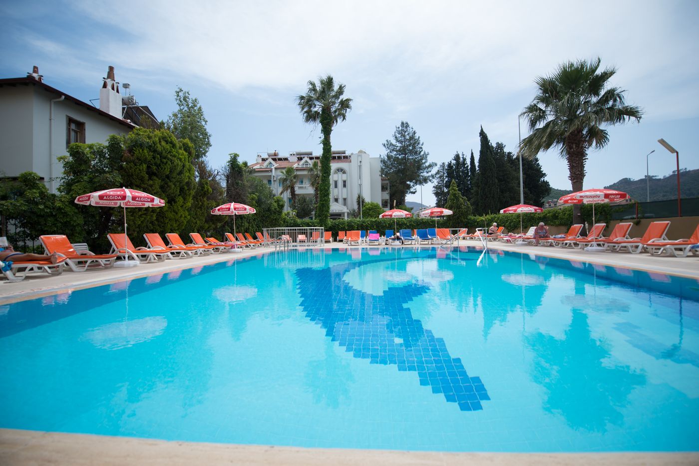 Albatros-Apartments-Pool-7