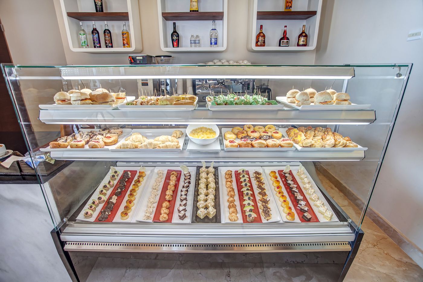 Royalton-Negril-Resort---Spa-All-Inclusive-Restaurant-64