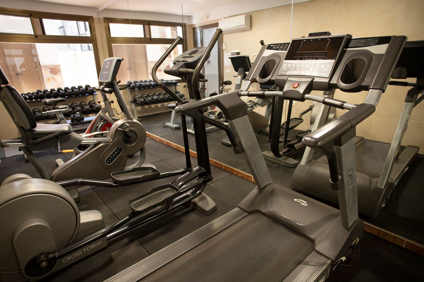 La-Baranda-Sports-and-Entertainment-43