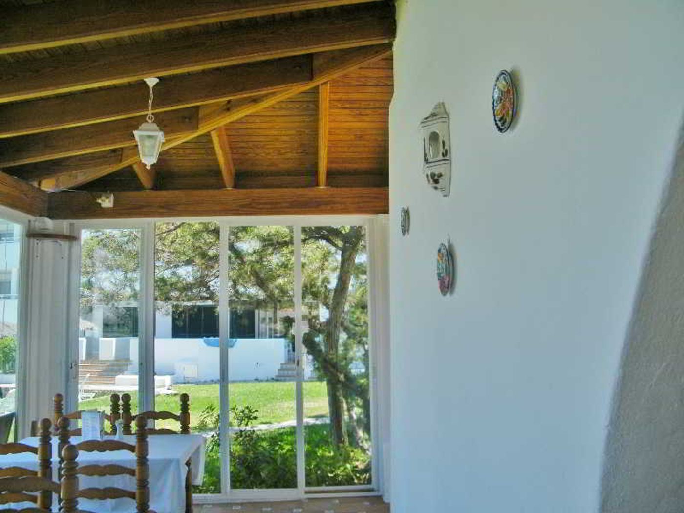 Camelina-Suites-by-Intercorp-Hospitality-Group-Restaurant-39