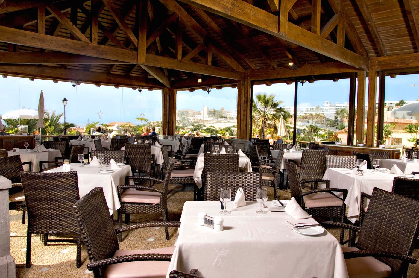 Hotel-GF-Gran-Costa-Adeje-Bar-16