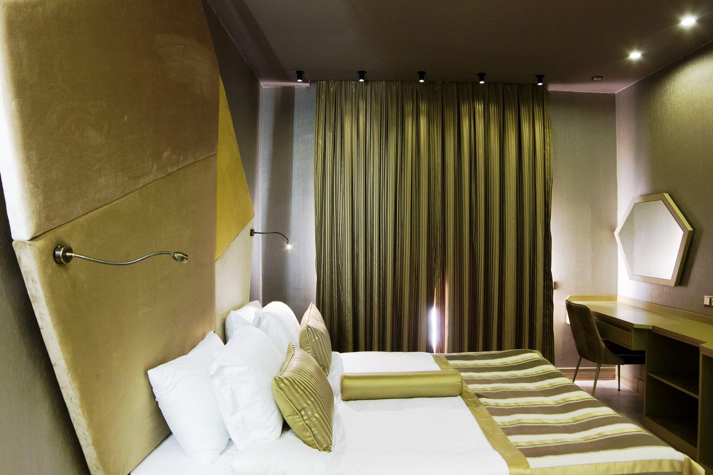 Rios-Edition-Hotel-Room-12