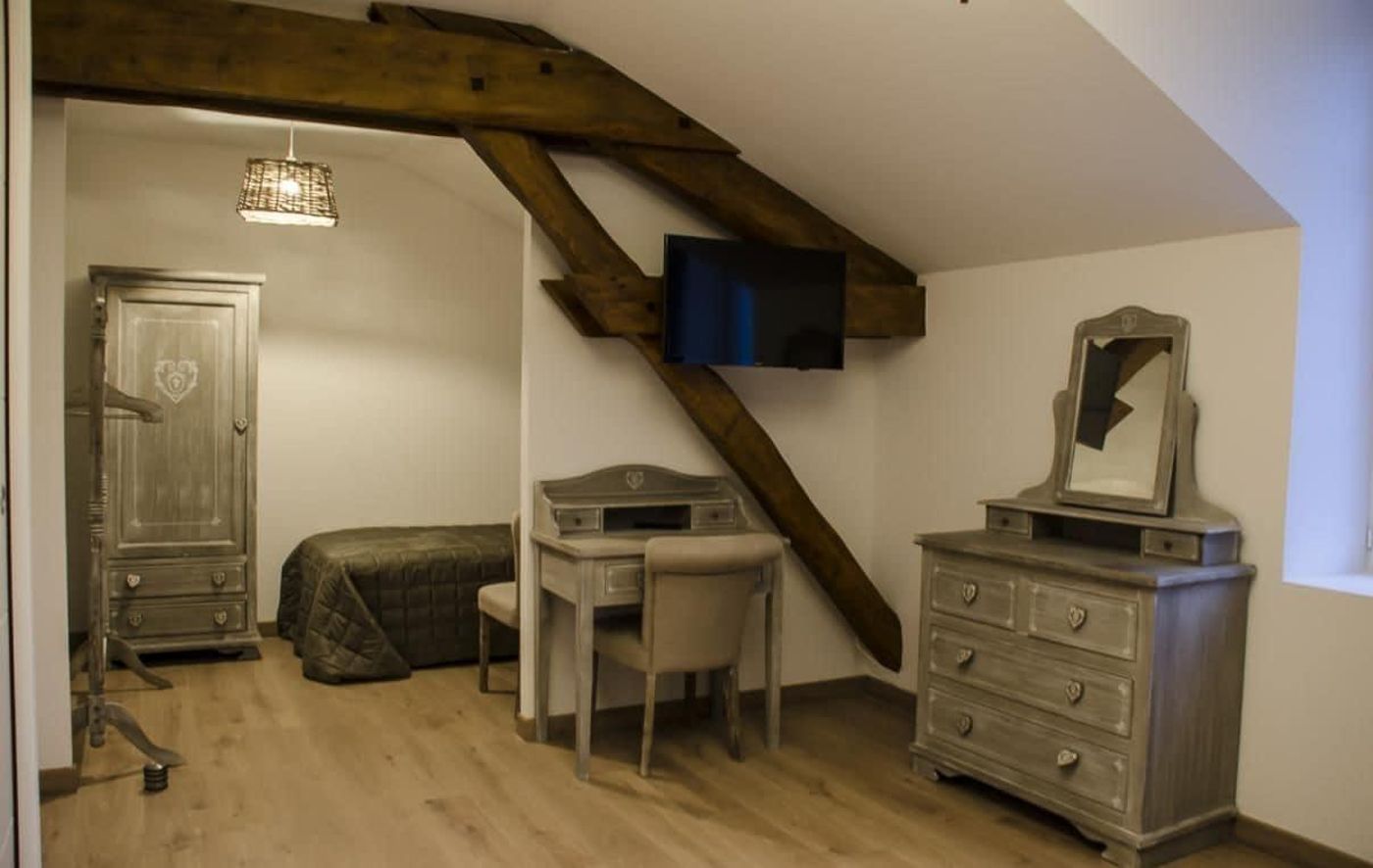 Villa La Maternité - France - VILLIEU-LOYES-MOLLON - Room - 4