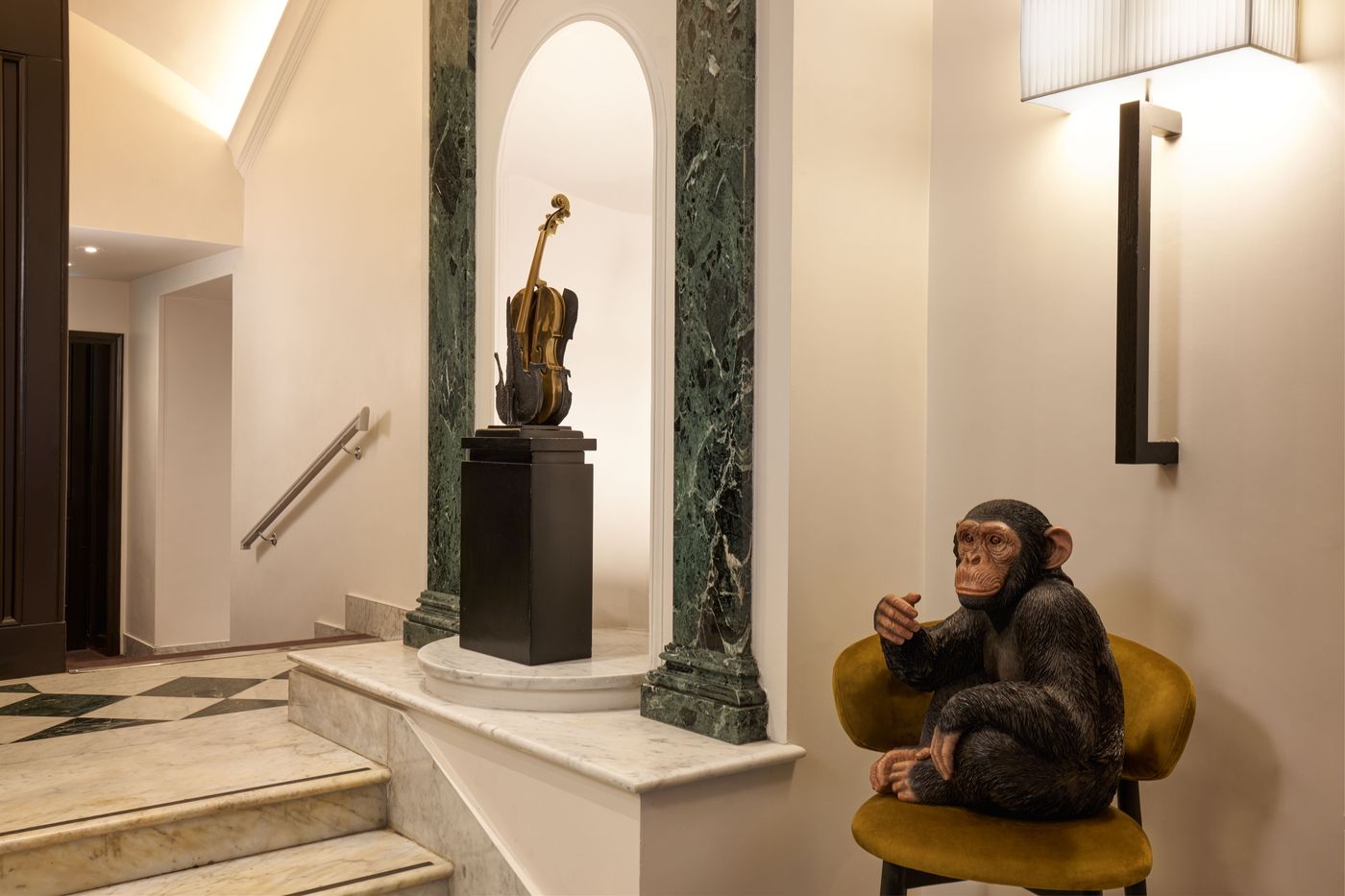 Hotel-Mascagni-Lobby-12