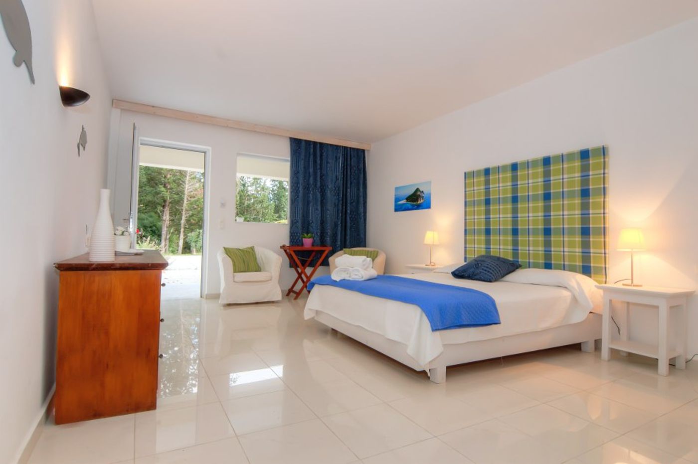 Belvedere-Gerakas-Lux--Suites-Room-11