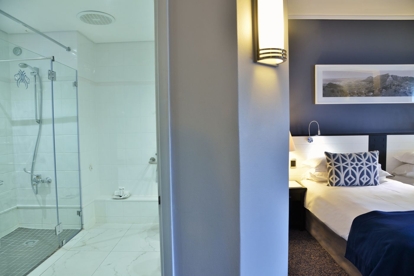 The-Commodore-Room-46