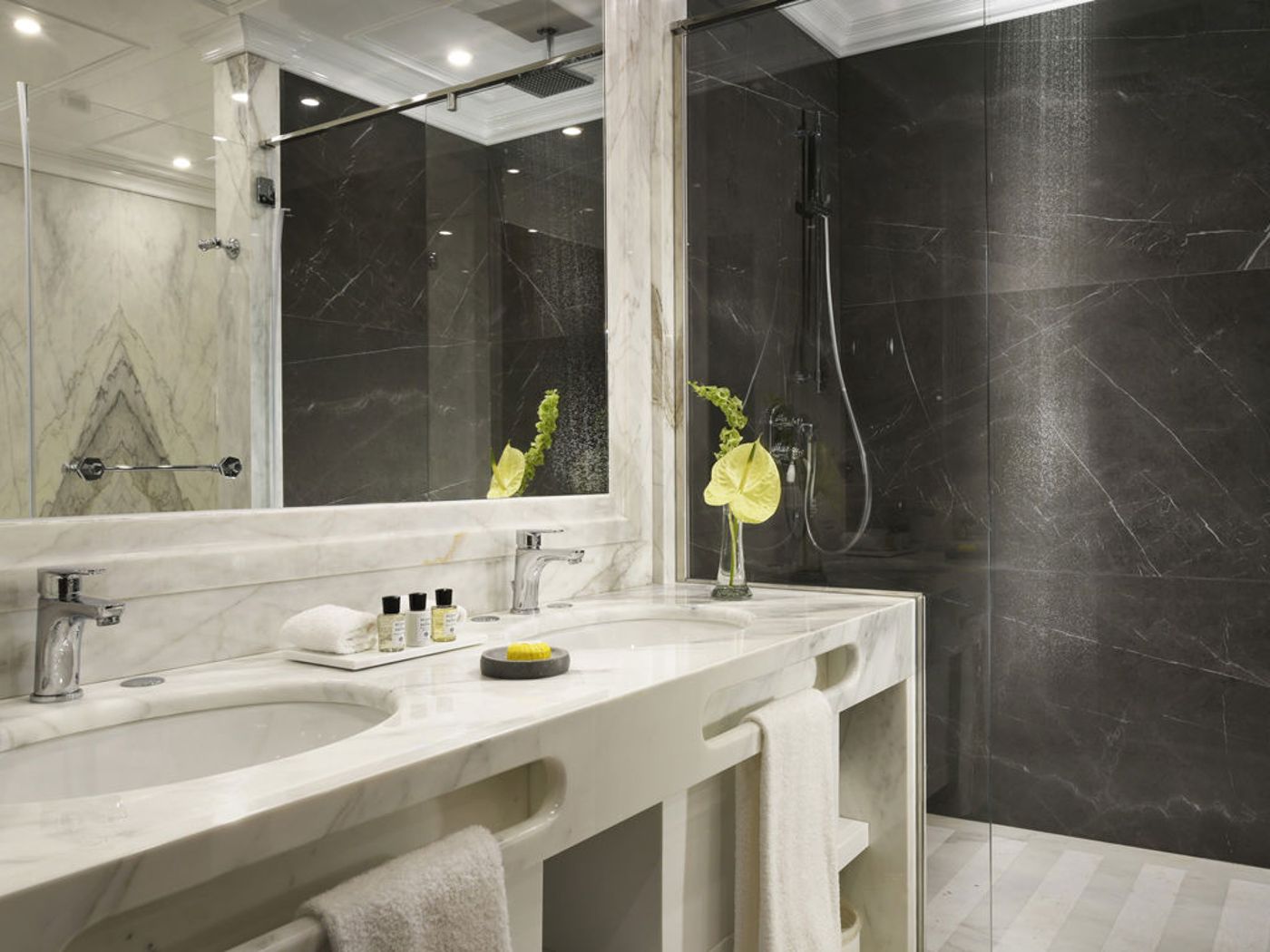 Splendide-Royal-Room-52