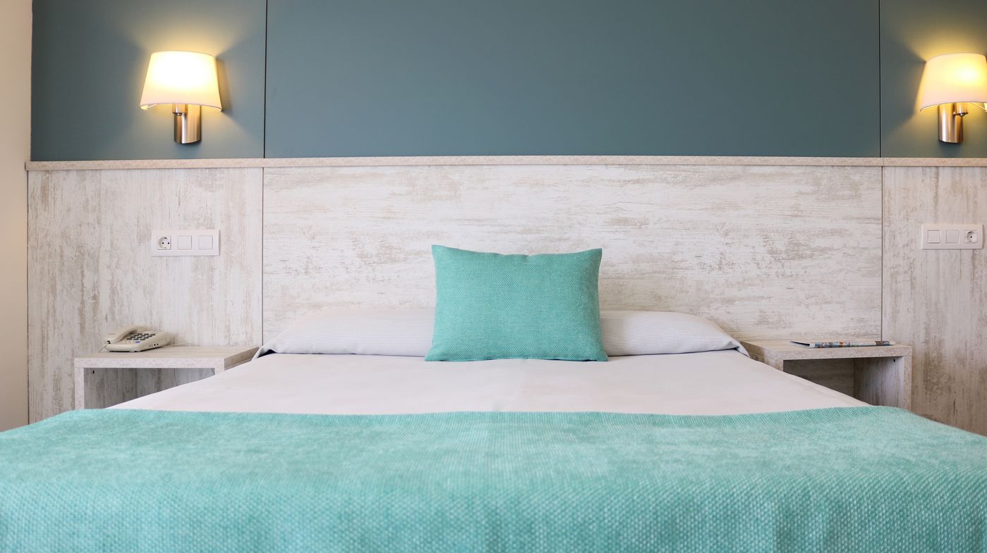 Golden-Donaire-Beach-Room-25