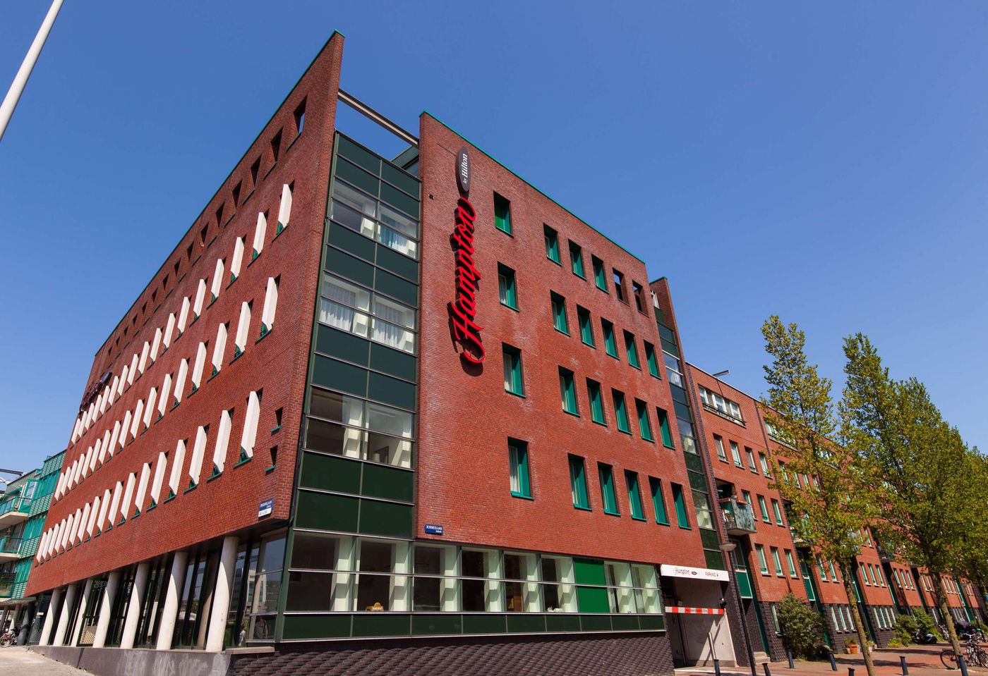 Hampton-By-Hilton-Amsterdam-City-Centre-East-General-view-1