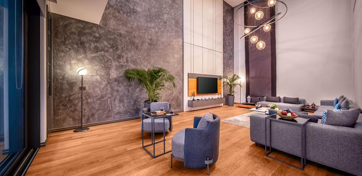 The Norm Collection Door'a 