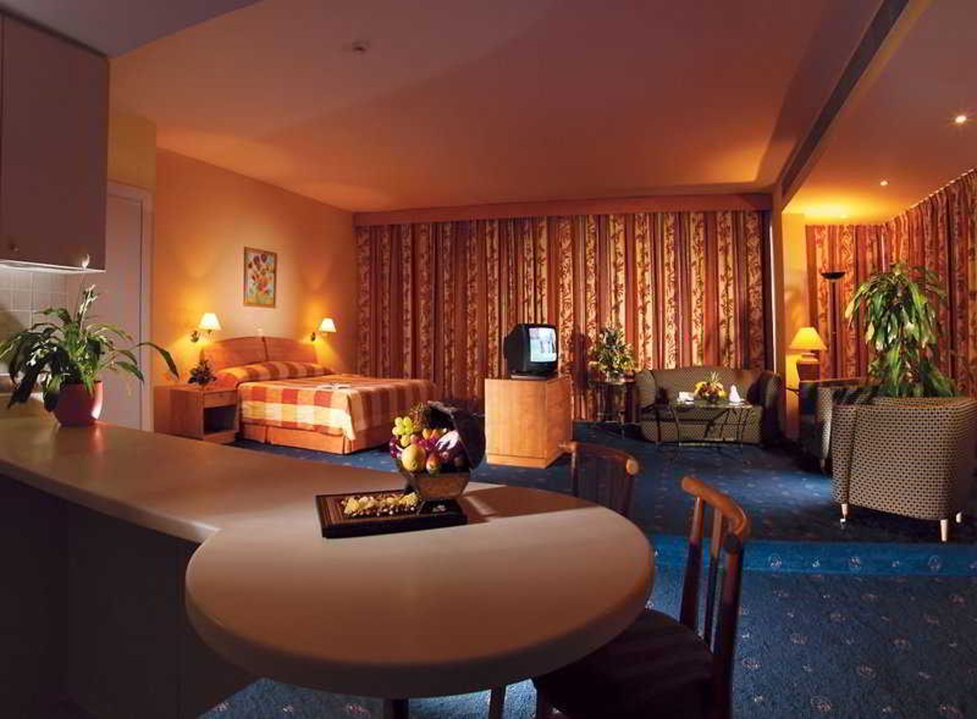 Jumeira-Rotana-Room-30