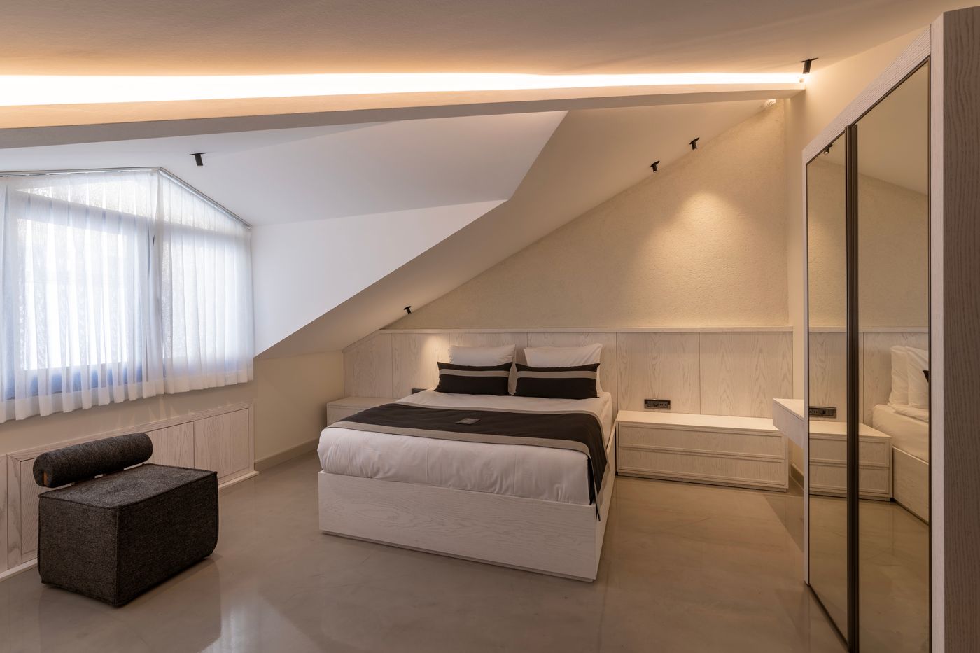 The Public Ortakoy-Turkey-Istanbul-Room-9