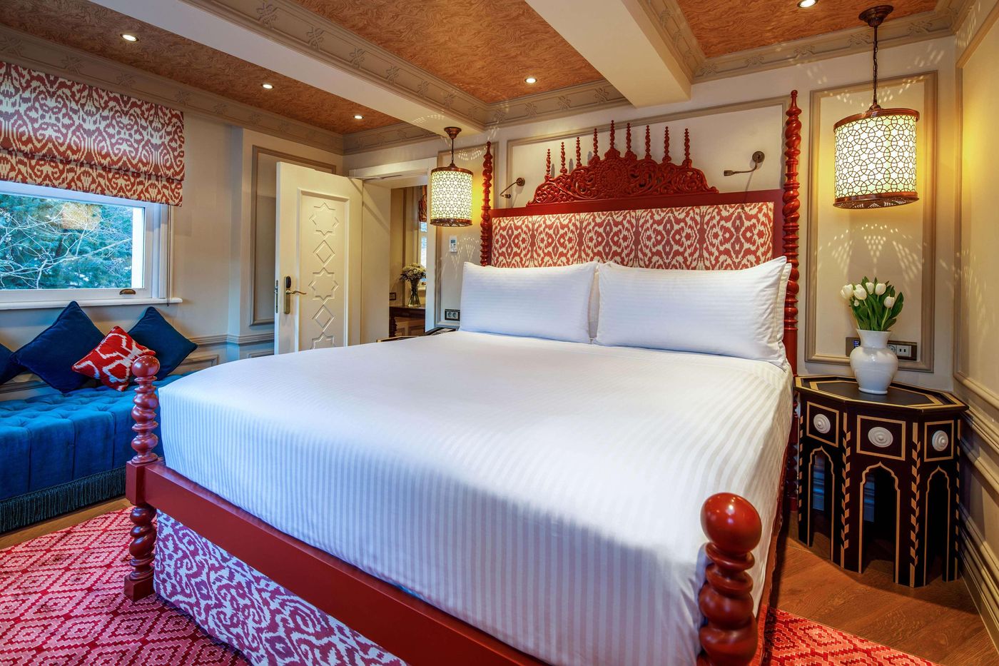 Hagia-Sofia-Mansions-Curio-Collection-by-Hilton-Room-12