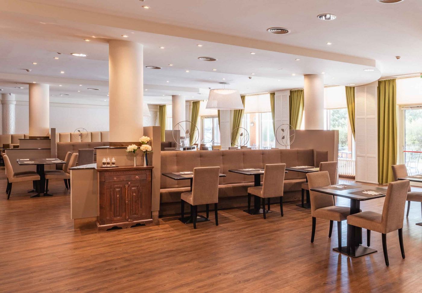 Plaza Premium Wien - Austria - VIENNA - Restaurant - 3