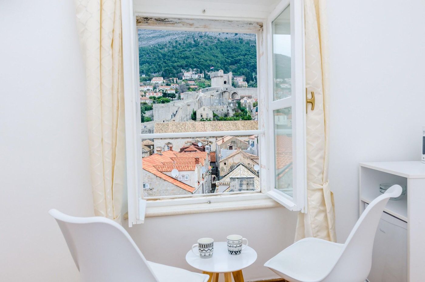 Cinema-View-House-General-view-26