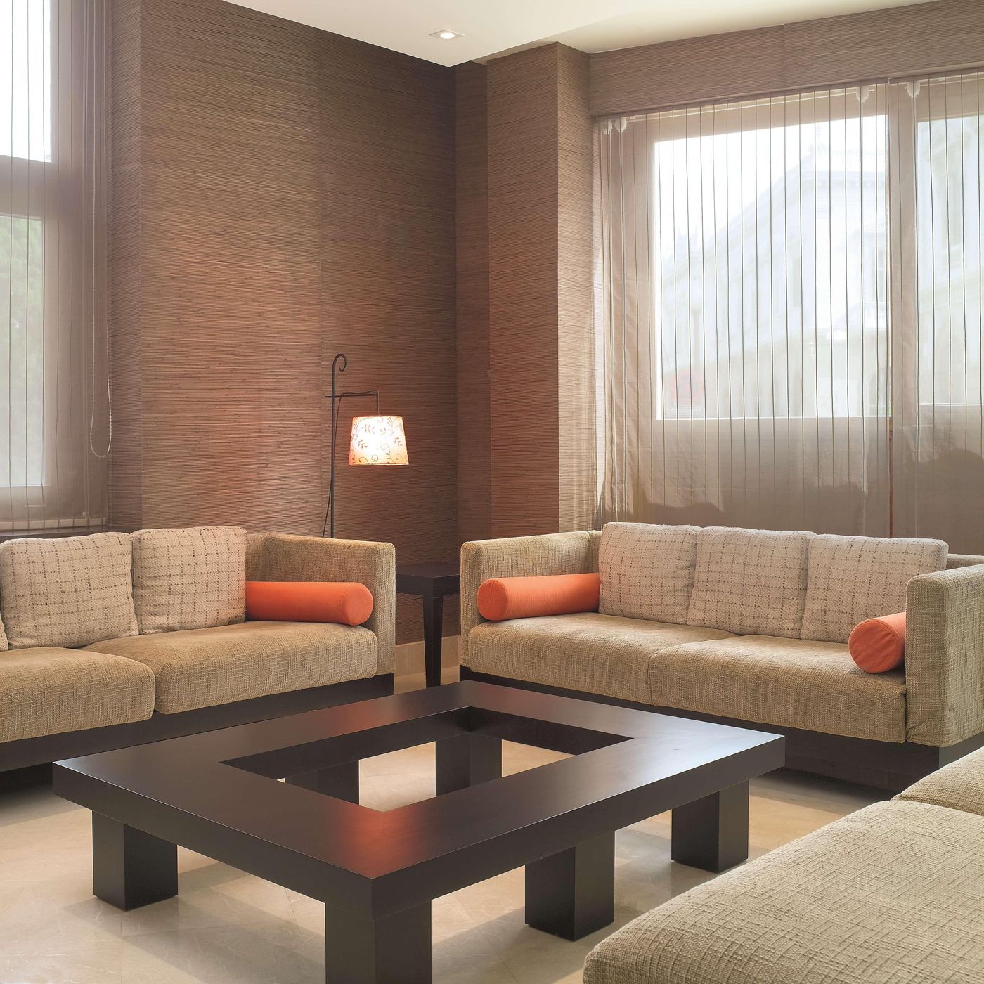 NH-Cartagena-Lobby-22