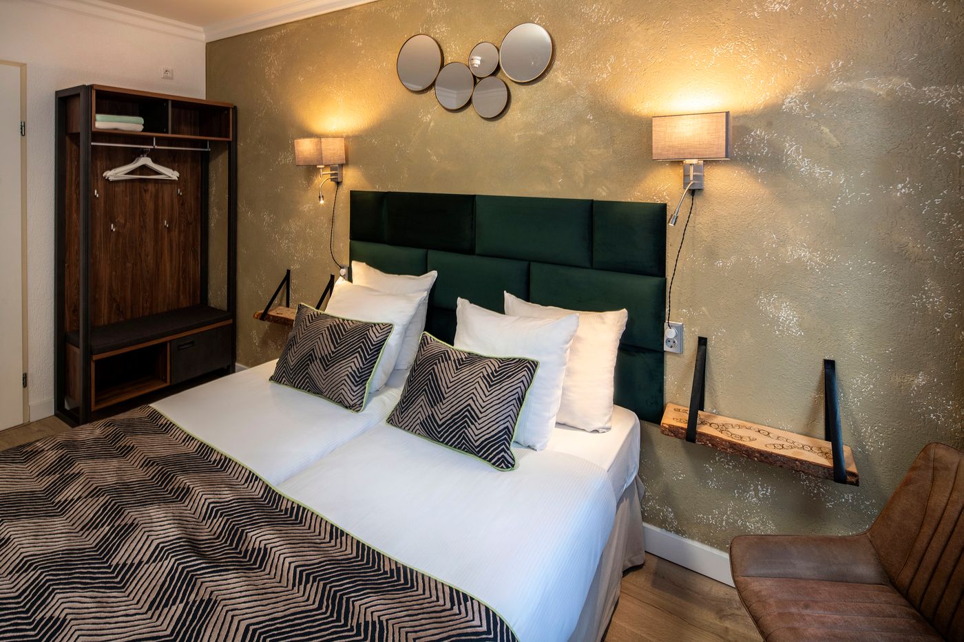 Hotel-Jupiter-Room-33