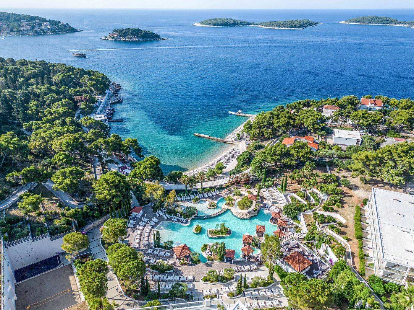 Amfora-Hvar-Grand-Beach-Resort-General-view-1