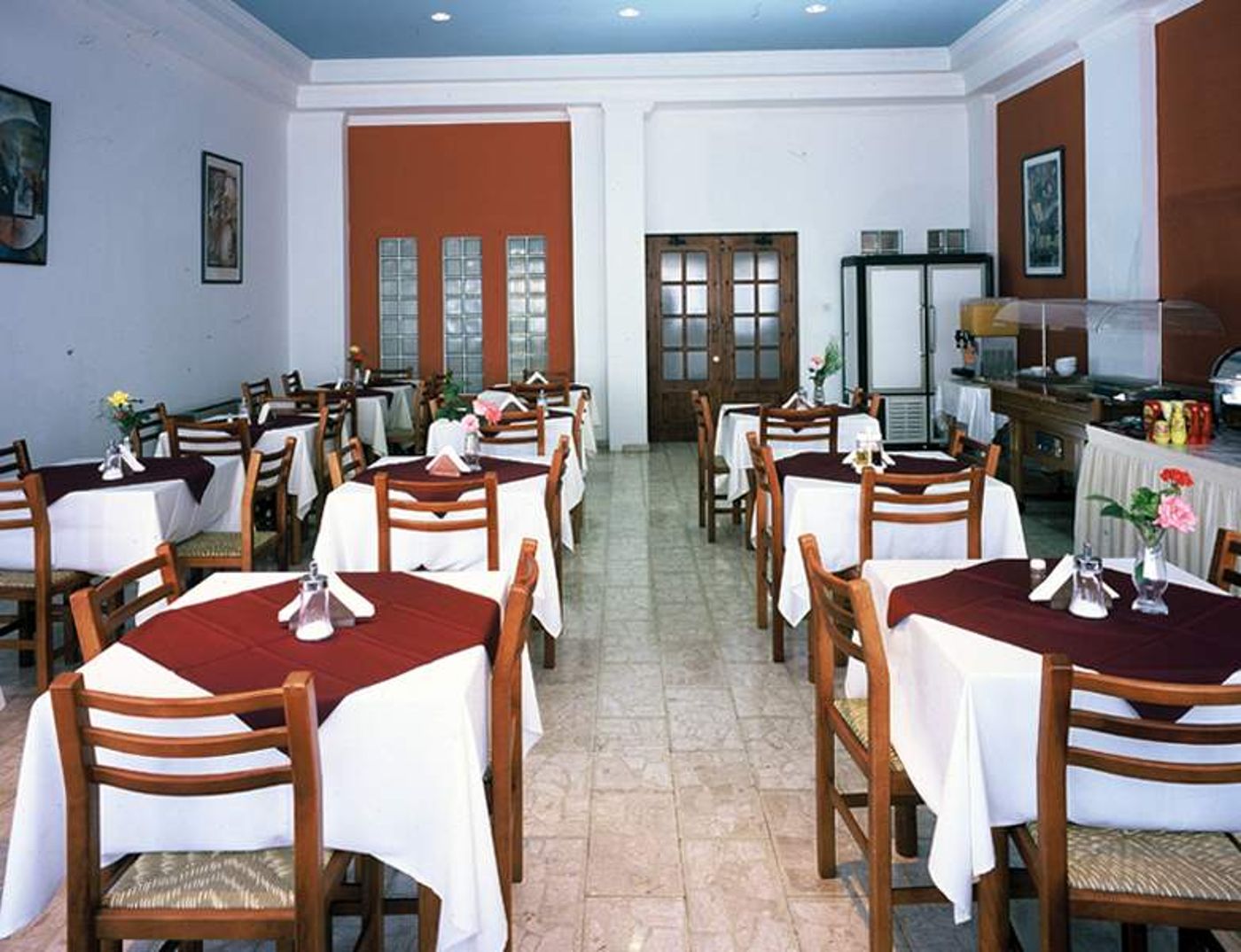 Damon Hotel Apartments