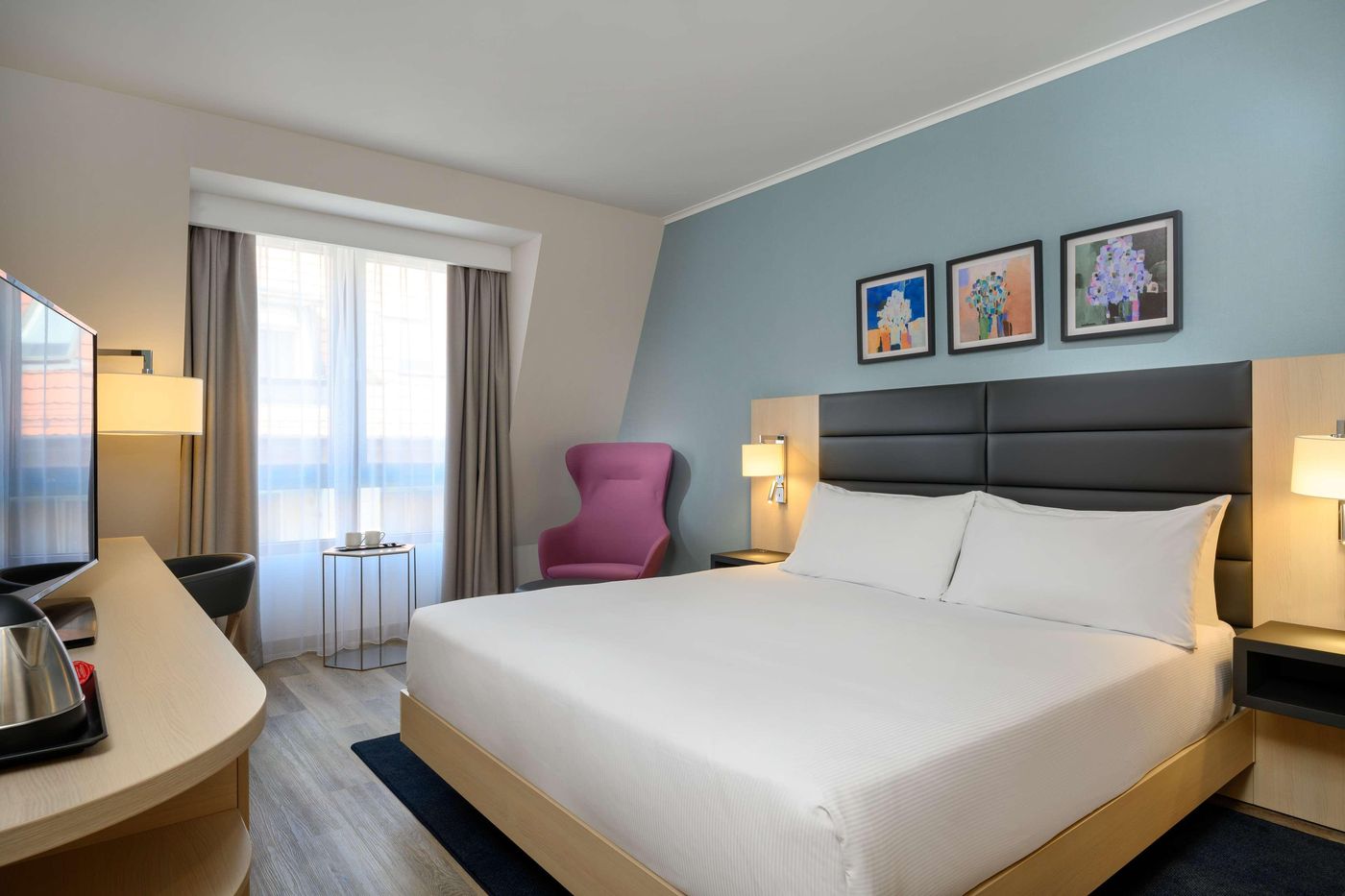 Hilton-Garden-Inn-Budapest-City-Centre-Room-23