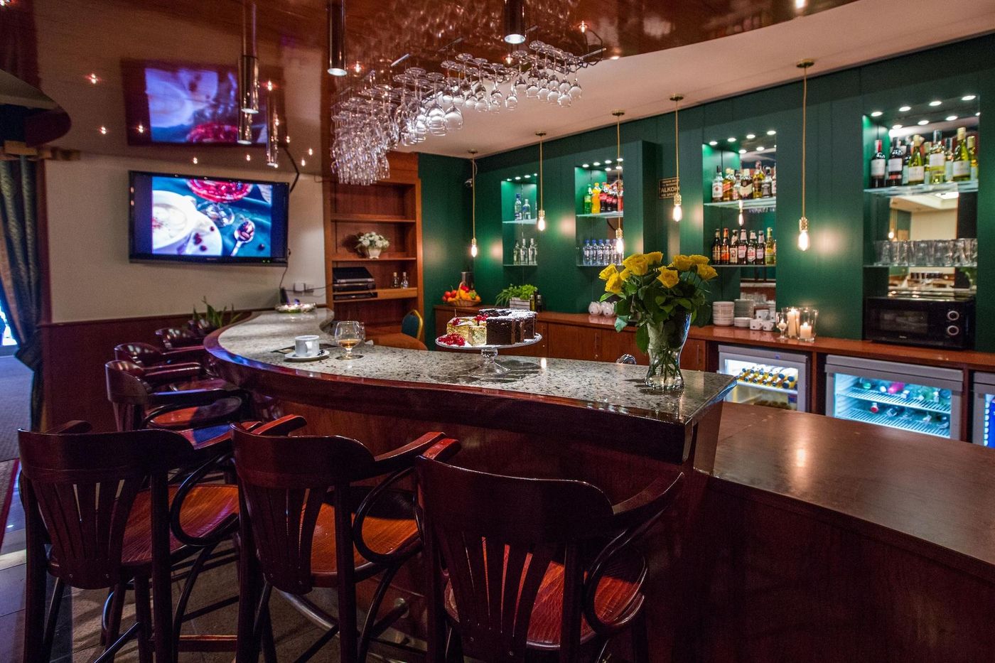 Warsaw---Apartments-Apartamenty-Sadyba-Restaurant-7