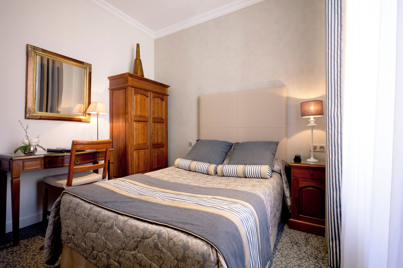 Grand Hotel des Terreaux - France - LYON - Room - 7