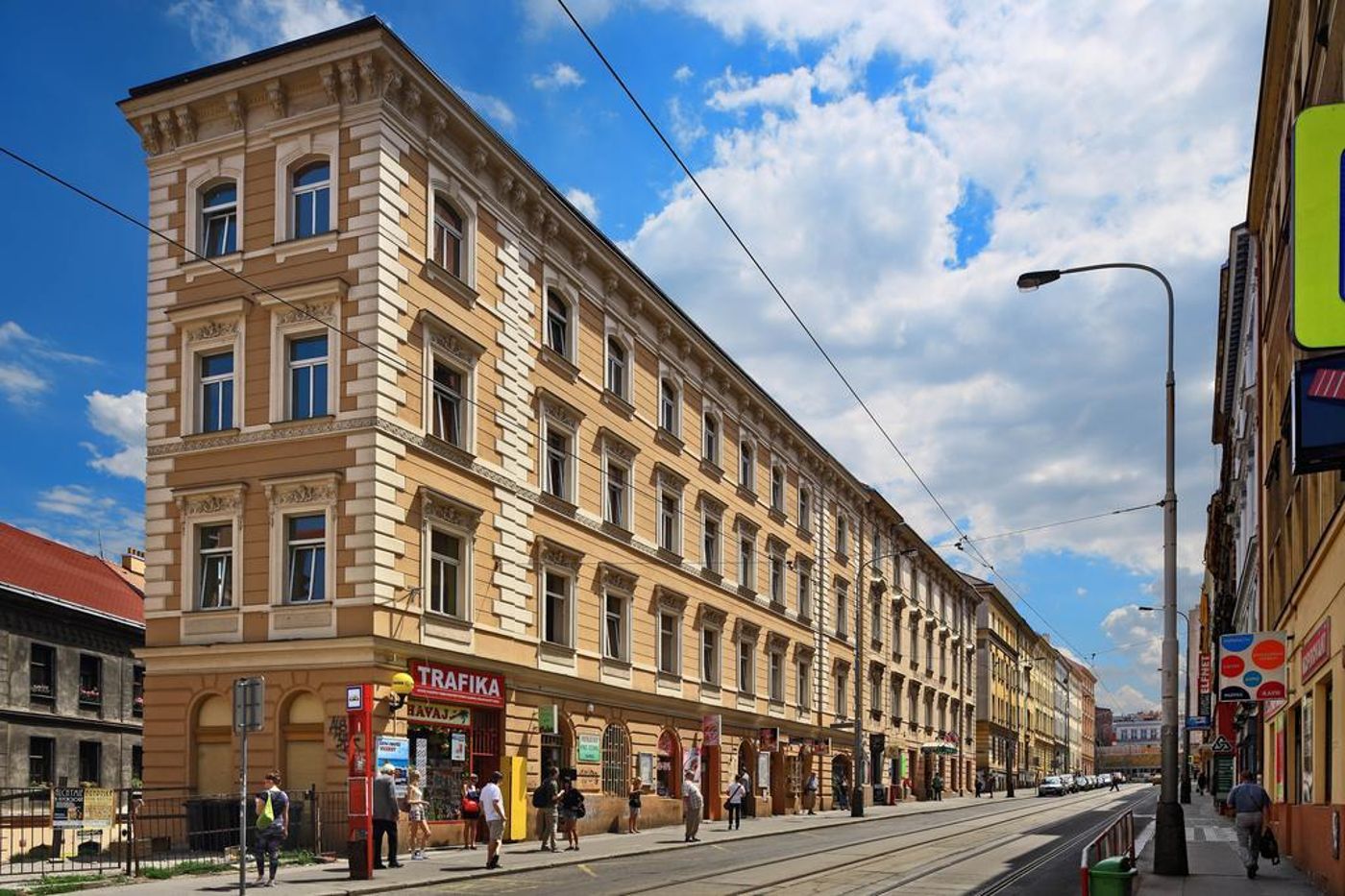 Hotel-Golden-City-Garni-General-view-1