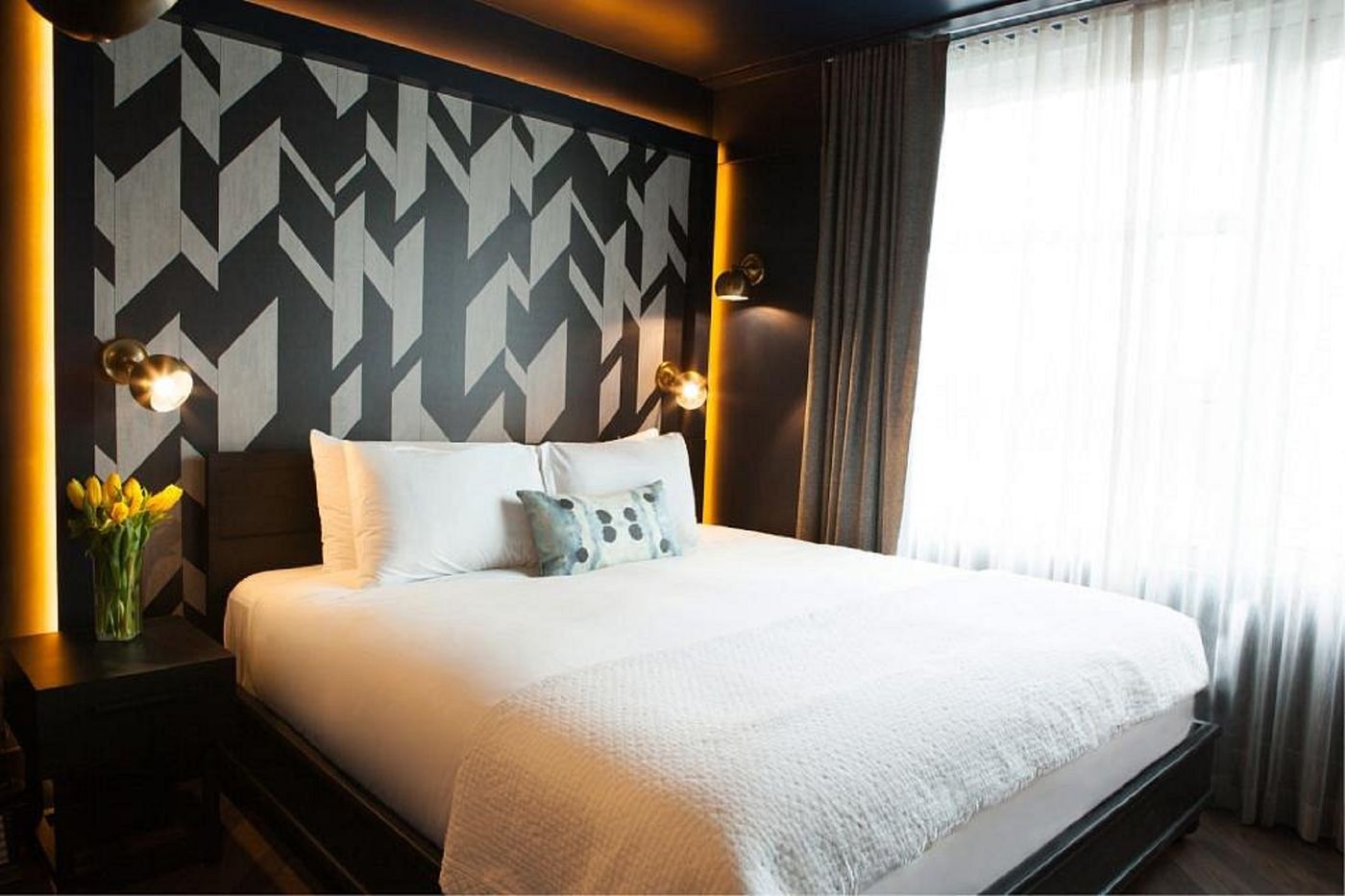 The-Tillary-Hotel-Brooklyn-Room-13