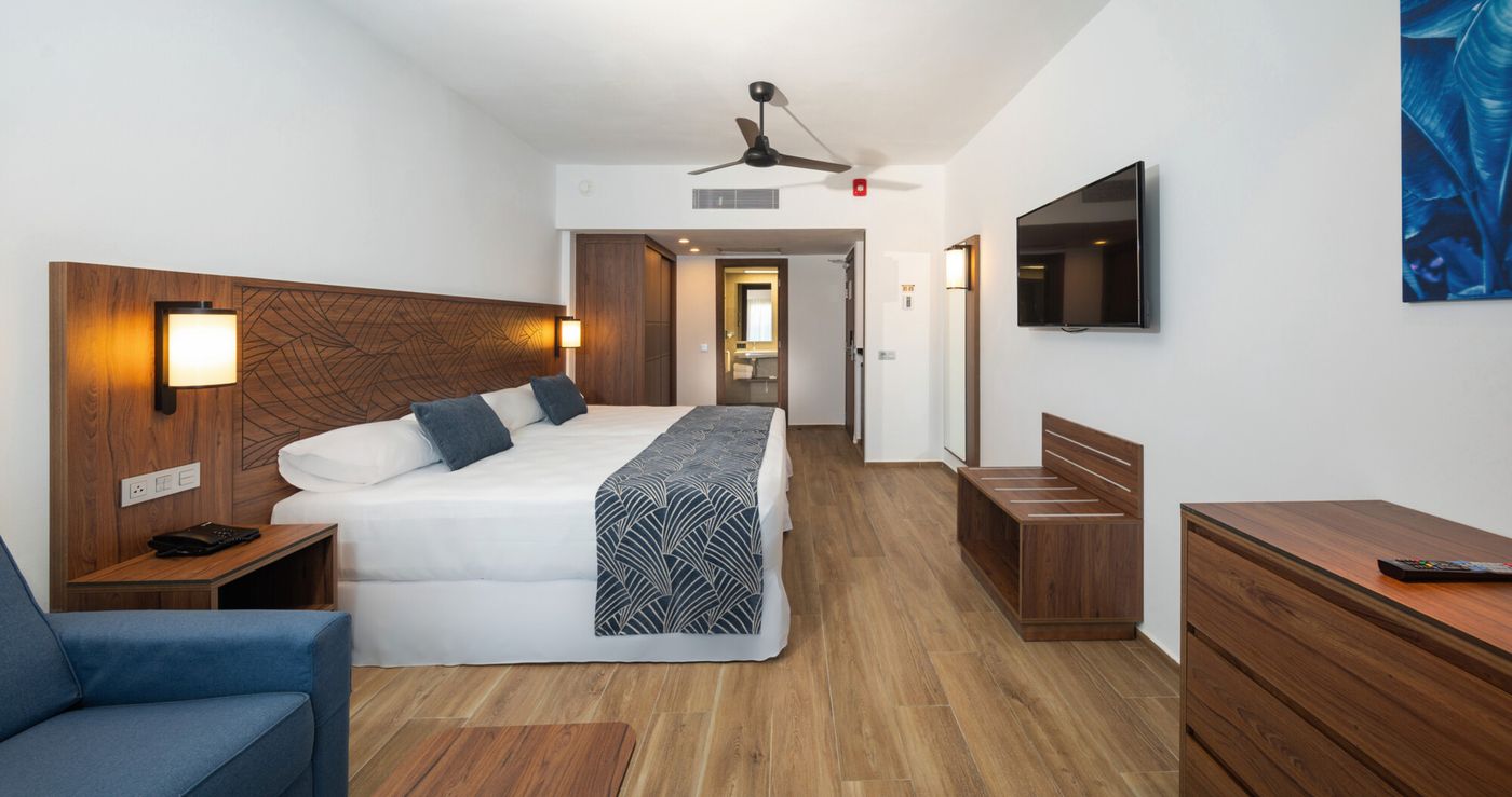 Riu-Montego-Bay-All-Inclusive-Room-23