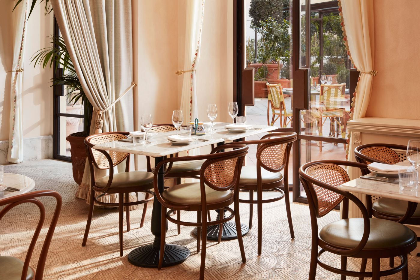 Hotel-Residence-Palazzo-Ricasoli-Restaurant-3