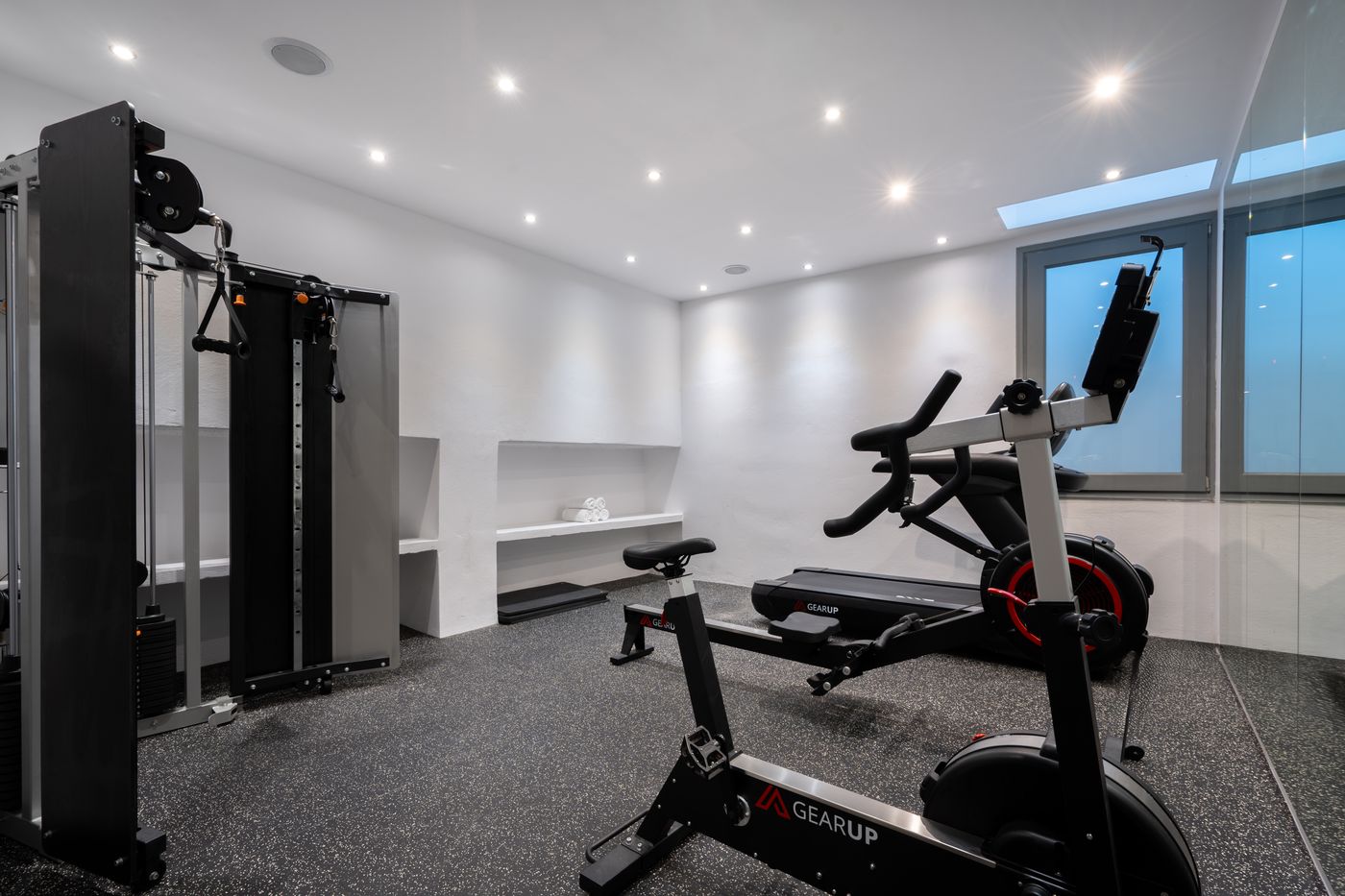 Santorini-Kastelli-Resort-Sports-and-Entertainment-68