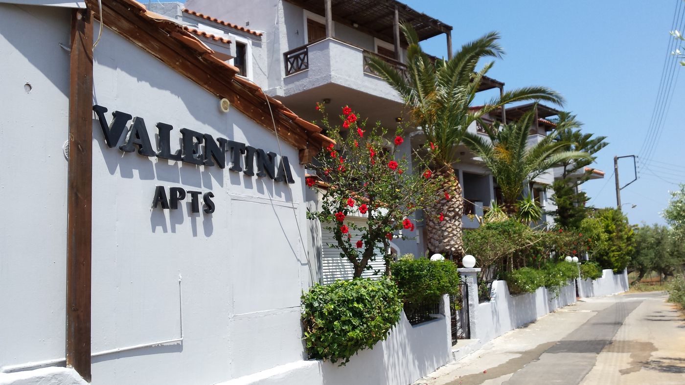 Valentina Apartments & Studios