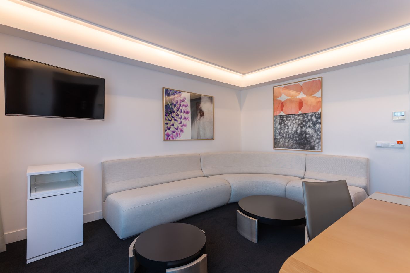 Room-Mate-Oscar-Room-15