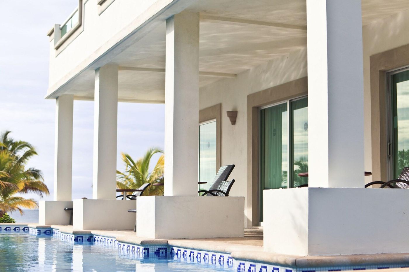 Bluebay-Grand-Esmeralda-Room-11