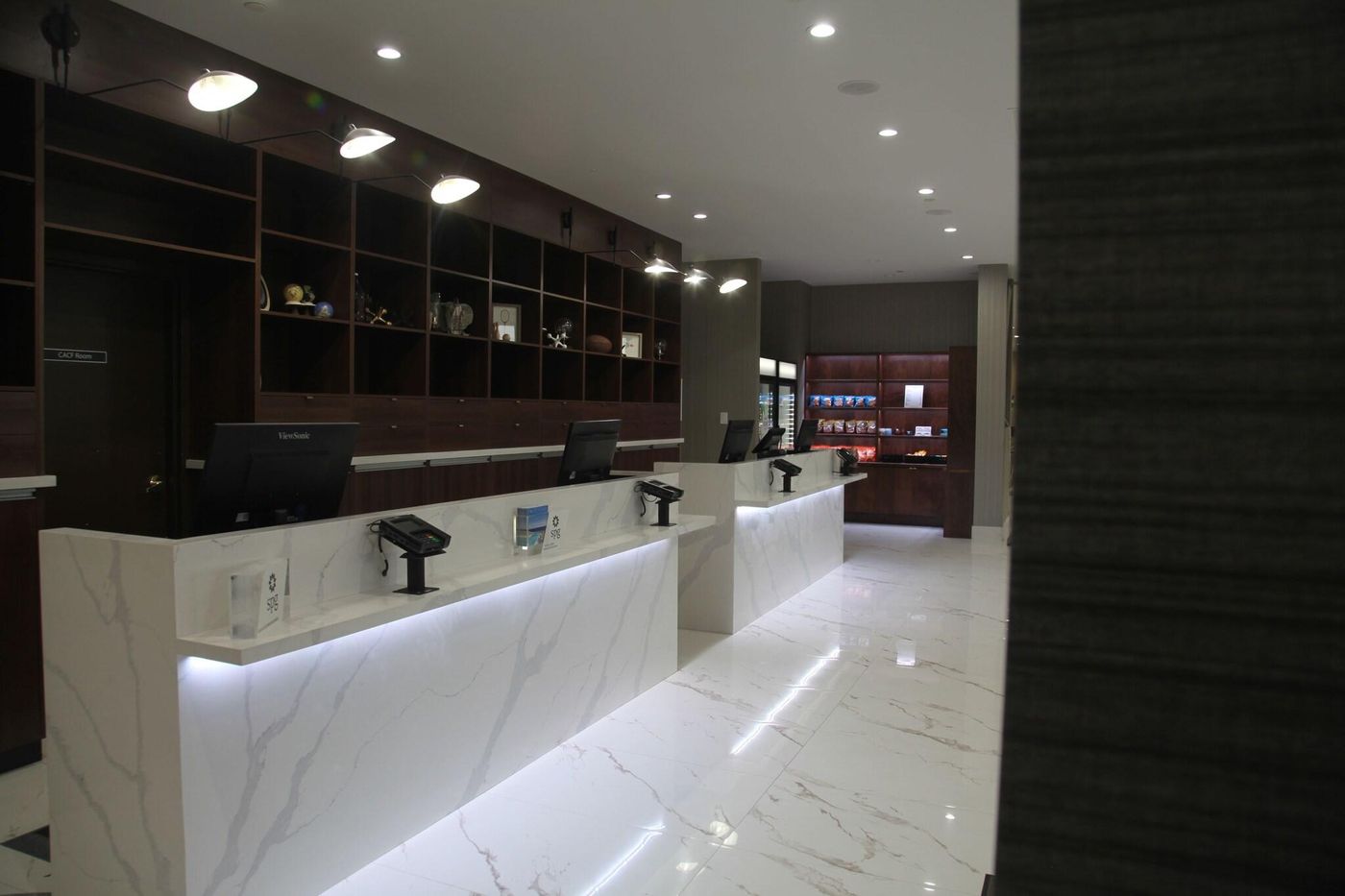 Four Points By Sheraton Toronto Airport-Canada-Mississauga-Lobby-9