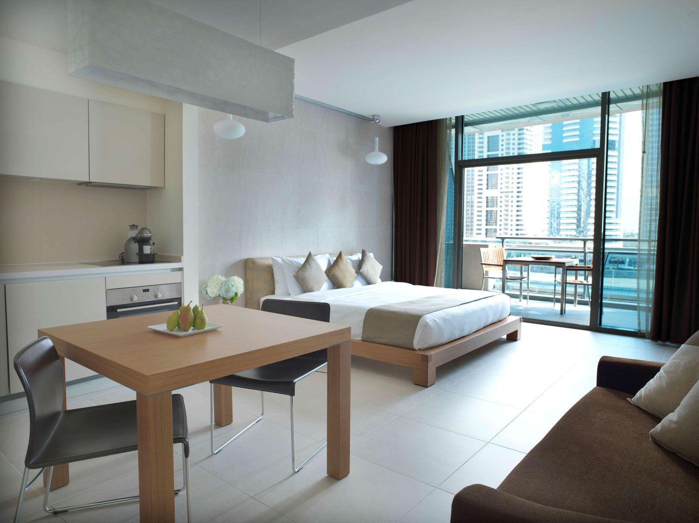 Radisson-Blu-Residence-Dubai-Marina-Room-10