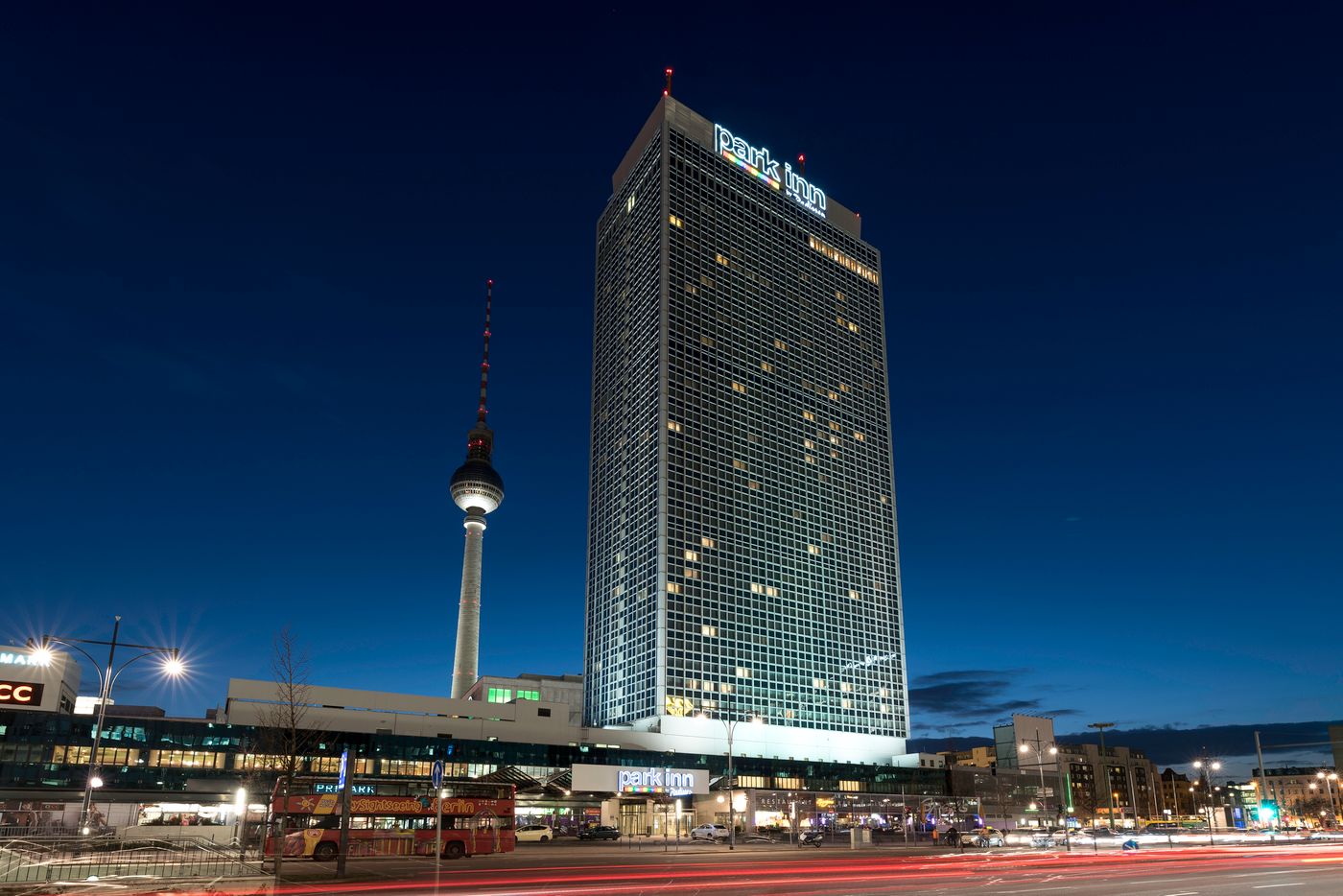 Park-Inn-by-Radisson-Berlin-Alexanderplatz-General-view-87