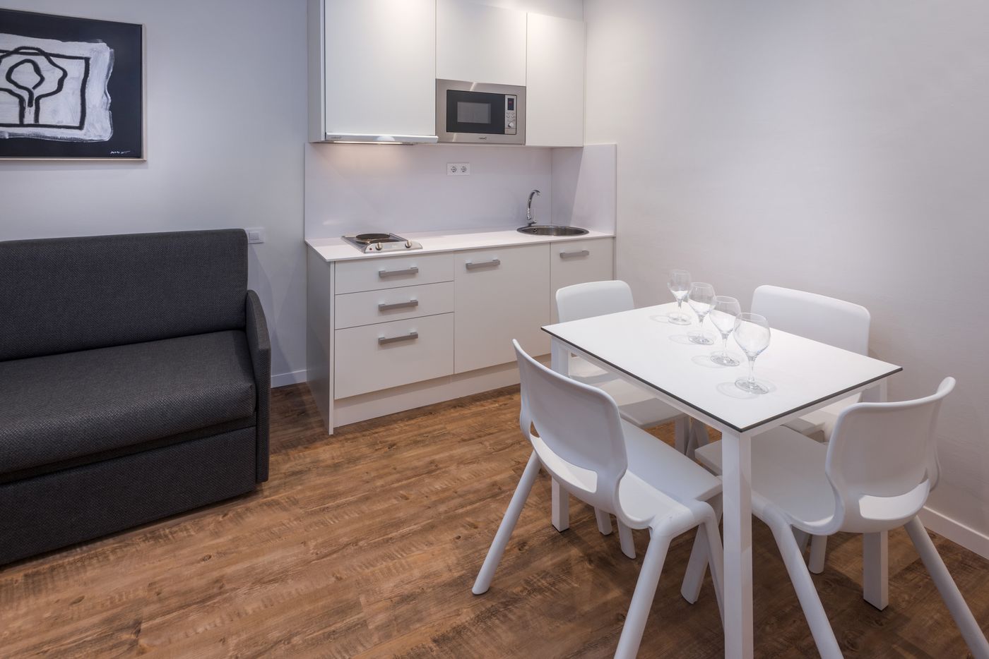 Apartamentos-Playa-De-Castelldefels-Room-15