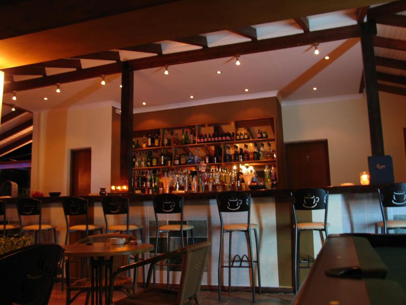 Alexis Pool Apartments