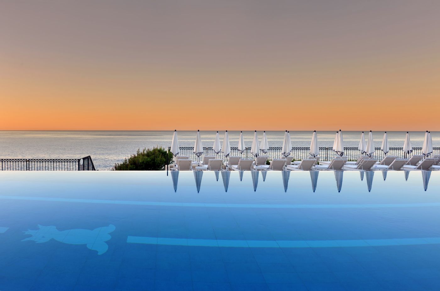 Grand-Hotel-du-Cap-Ferrat--A-Four-Seasons-Hotel-Pool-18