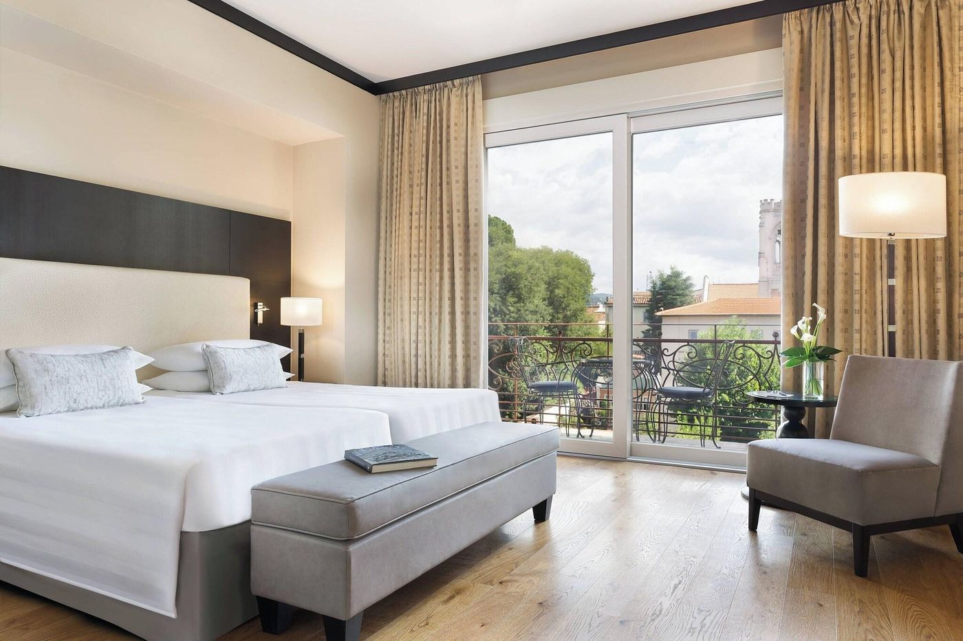 Autograph-Collection-Sina-Villa-Medici-Room-36