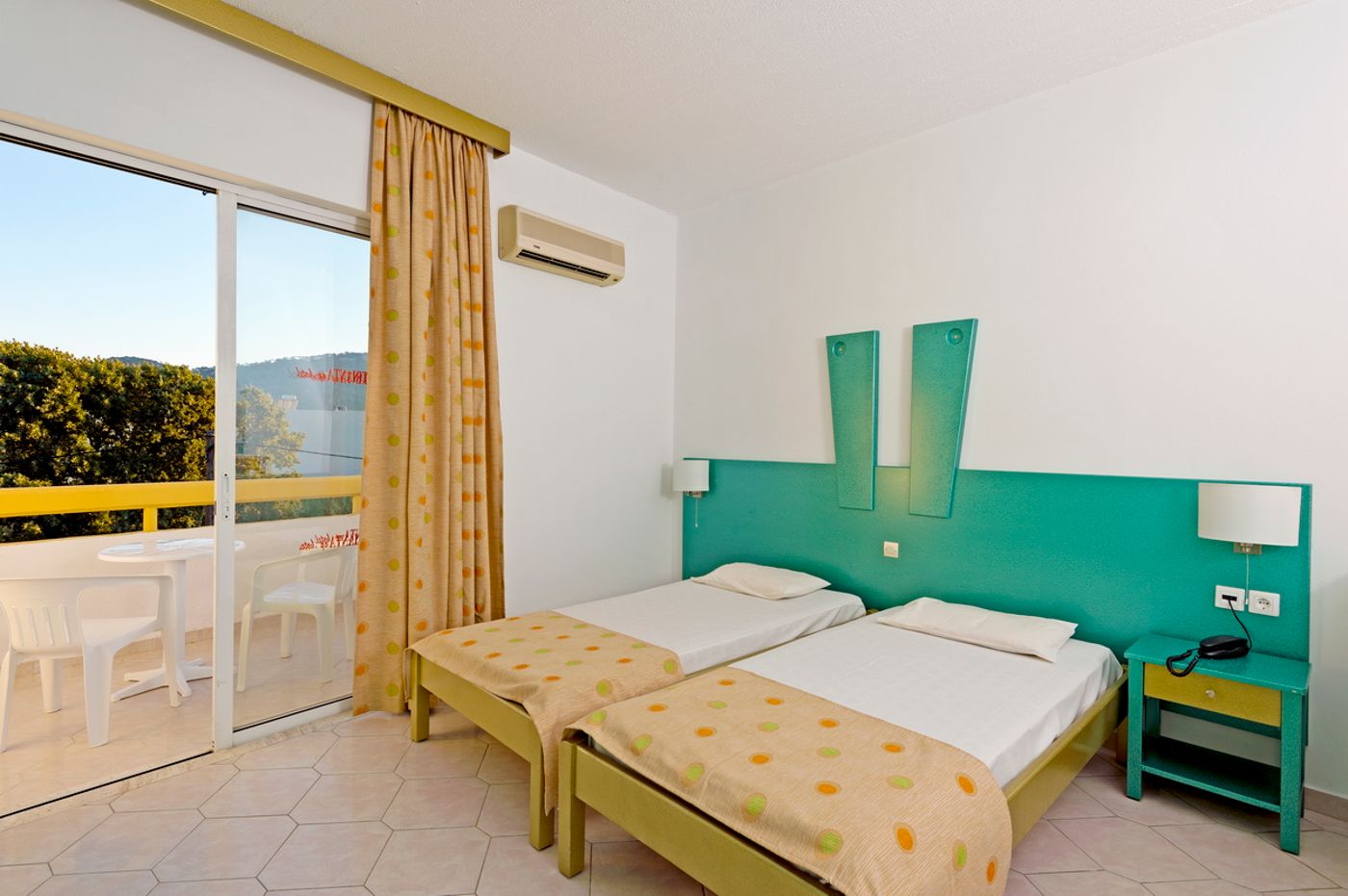 Trianta-Hotel-Apartments-Room-21