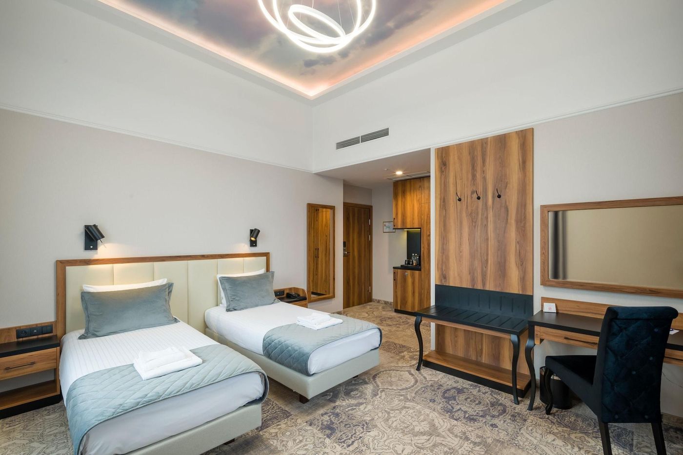 Sky-Hotel-Krakow-Room-21