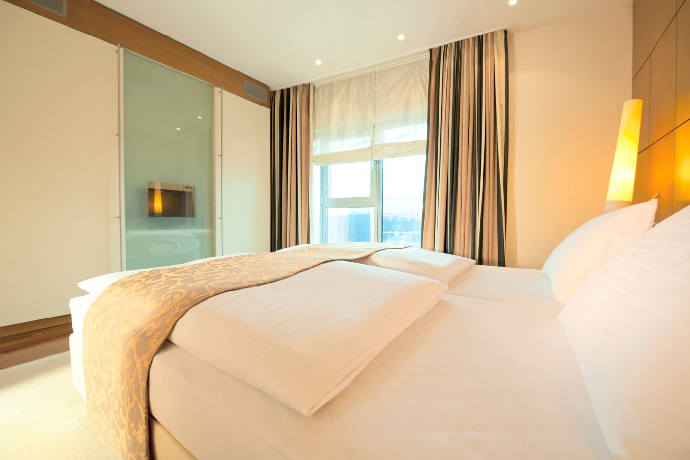 Dorint-an-der-Messe-Koeln-Room-15