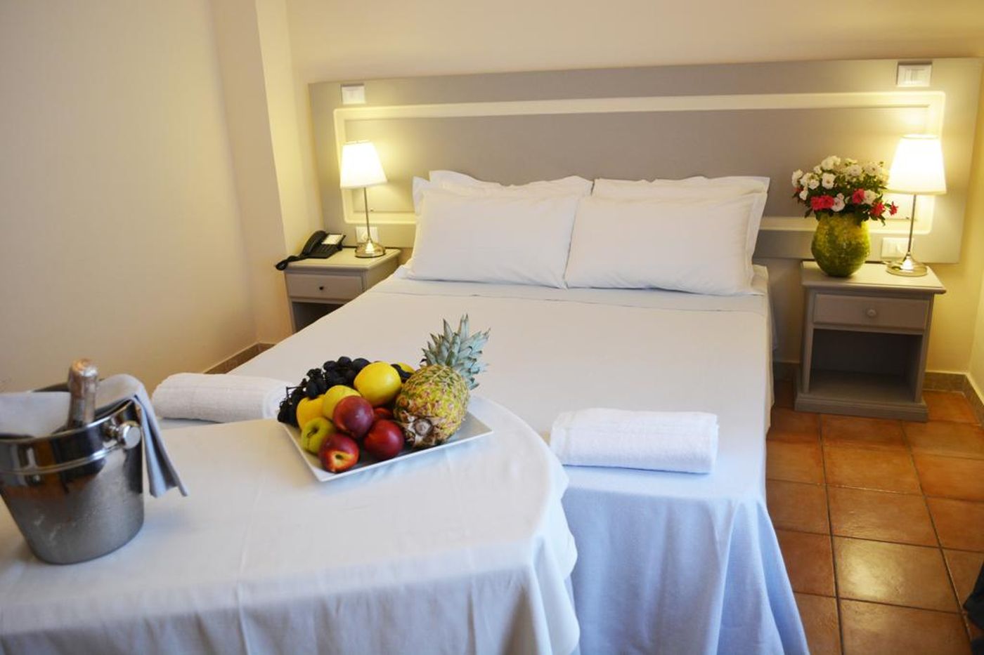 San-Biagio-Resort-Room-14