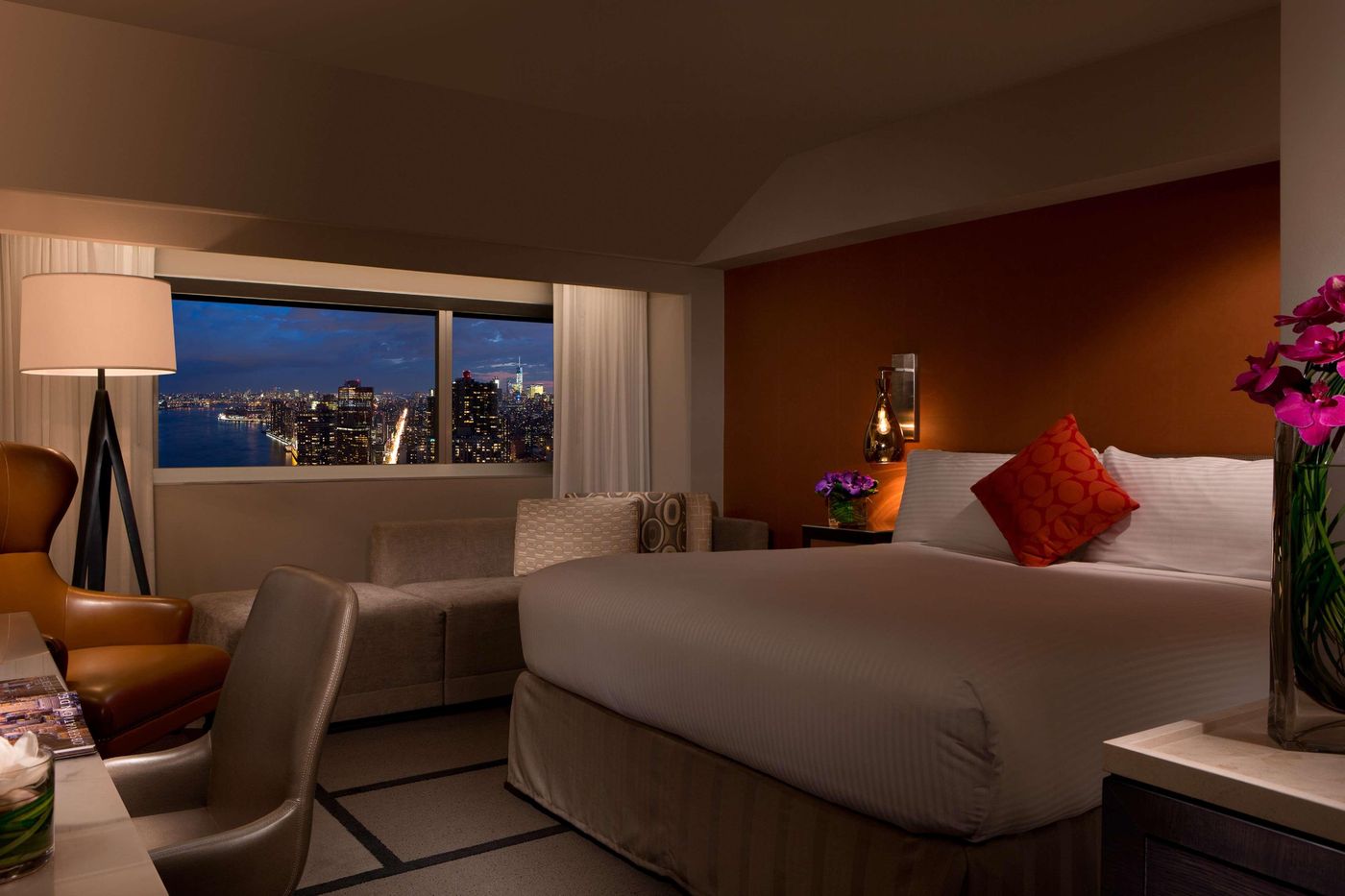 Millennium-Hilton-New-York-One-UN-Plaza-Room-68