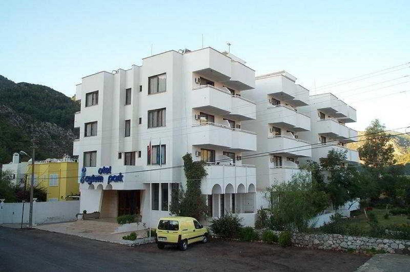 Munamar-Park-Hotel-General-view-7