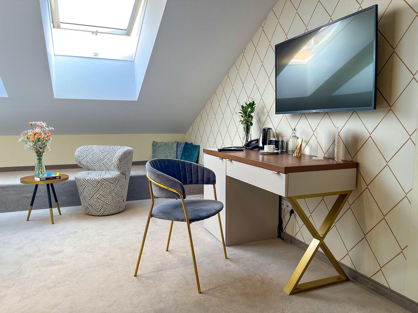 Xerion-Hotel-Room-10