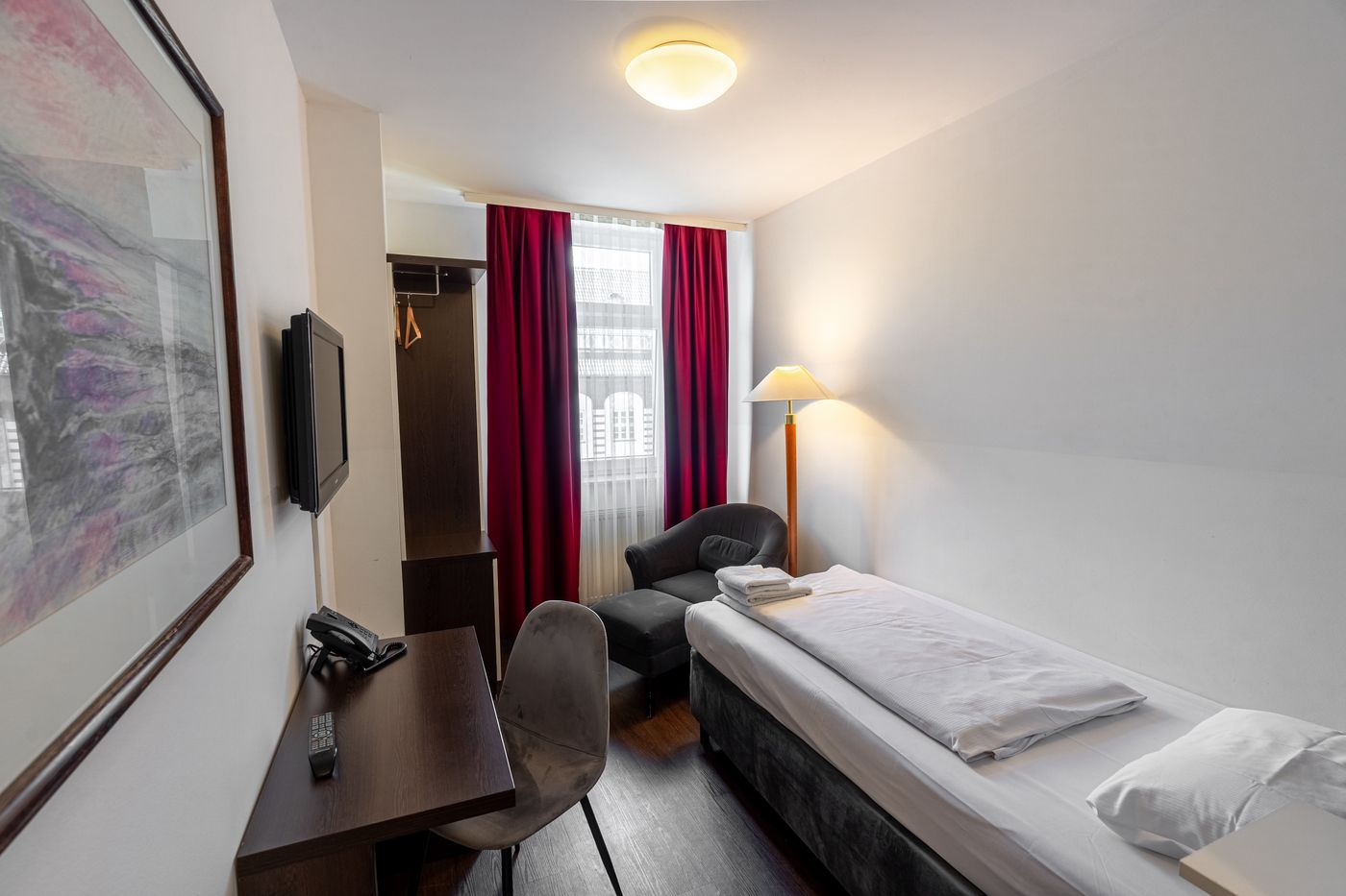 Hotel-Prens-Berlin-Room-20