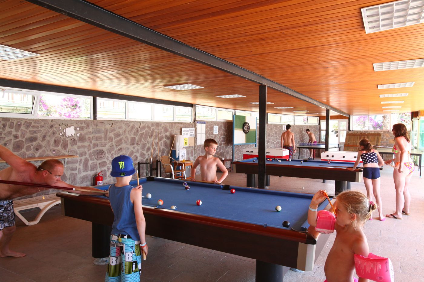 Parkim-Ayaz-Hotel-Sports-and-Entertainment-54